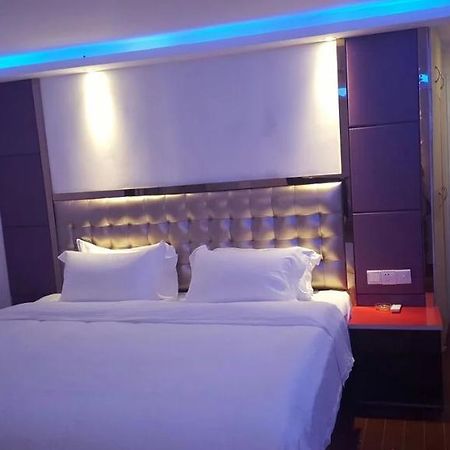 Fuyide Hotel Шеньчжень Екстер'єр фото